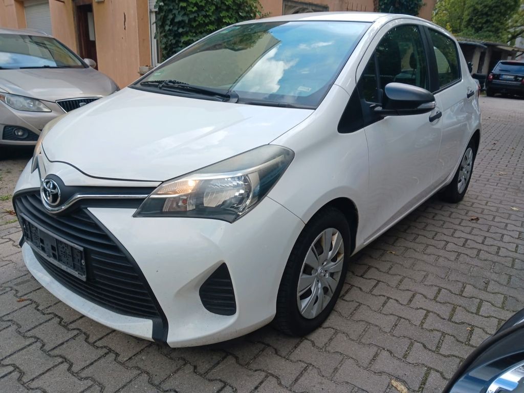 Bild des Angebotes Toyota Yaris 1,4-l-D-4D Cool Euro 5