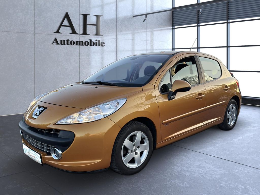 Bild des Angebotes Peugeot 207 Sport 1.6 B, 8-fach bereift, 92tkm, TÜV Neu