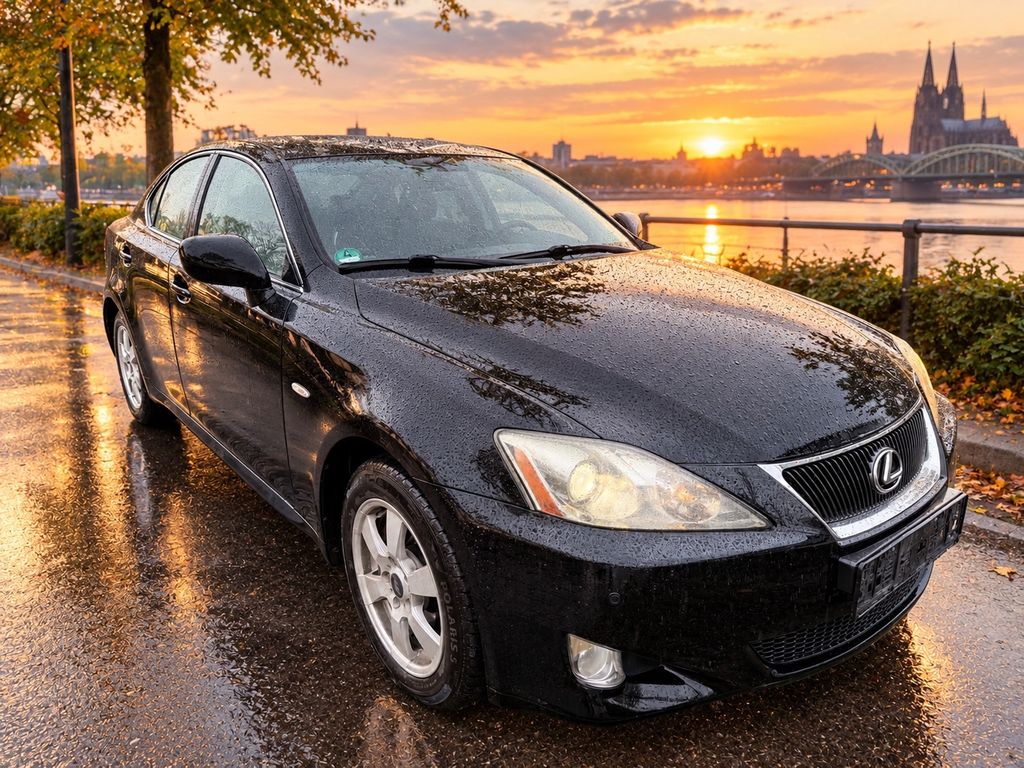 Bild des Angebotes Lexus IS 220d Luxury Line*Leder*2.Hand*8xAlu*DPF Voll*