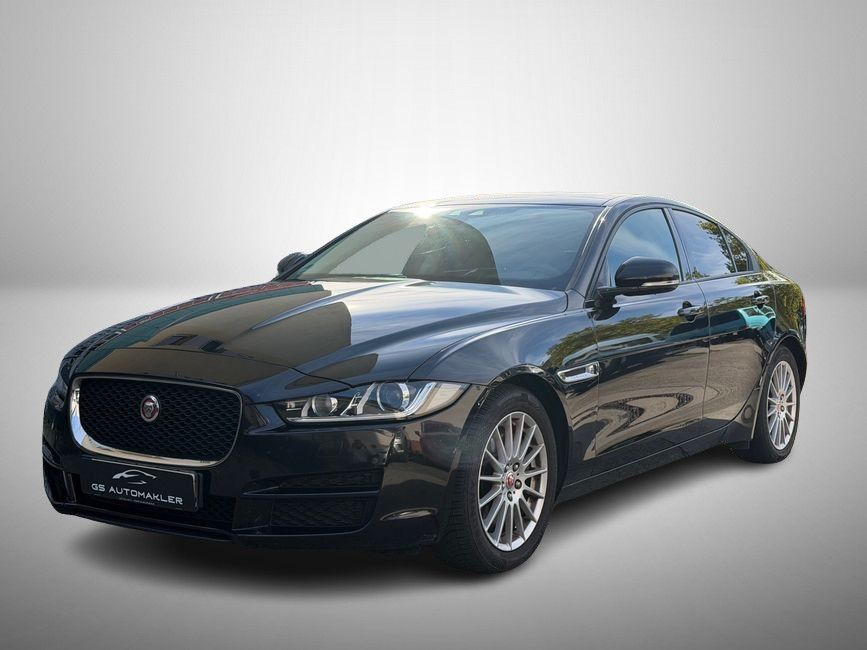 Bild des Angebotes Jaguar XE Prestige 2.0 d R-Kamera Bhzb. Lenkrad Pano