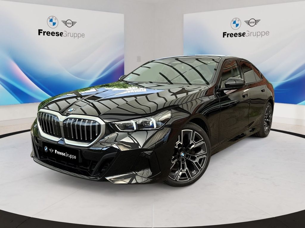 Bild des Angebotes BMW 520d Limousine AHK 360° HEAD-UP SITZBELÜFT RFK
