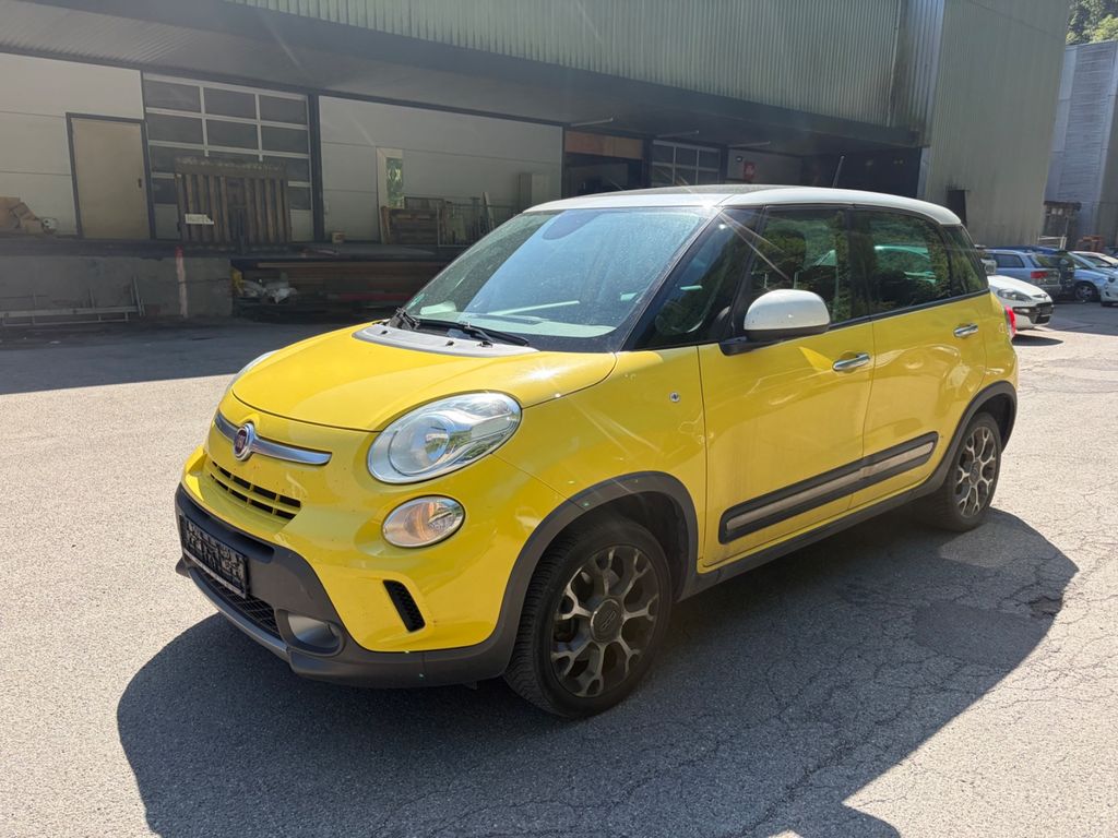 Bild des Angebotes Fiat 500L Trekking 1,4 T-Jet Klima Alufelgen