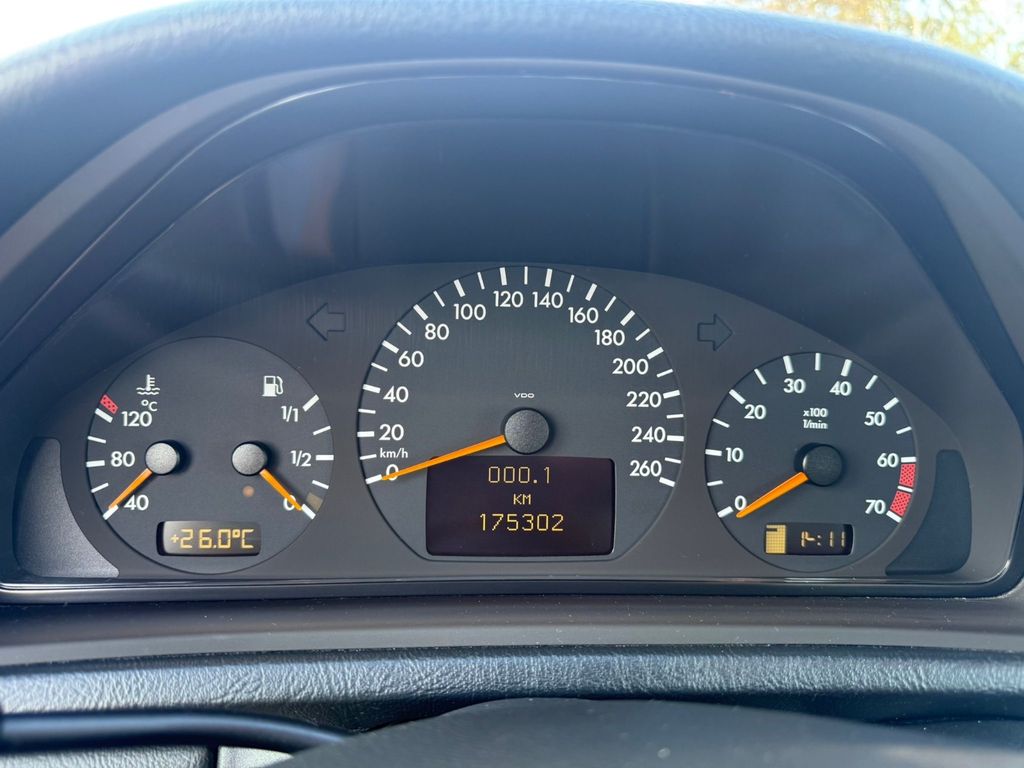 Bild des Angebotes Mercedes-Benz CLK 230 KOMPRESSOR "