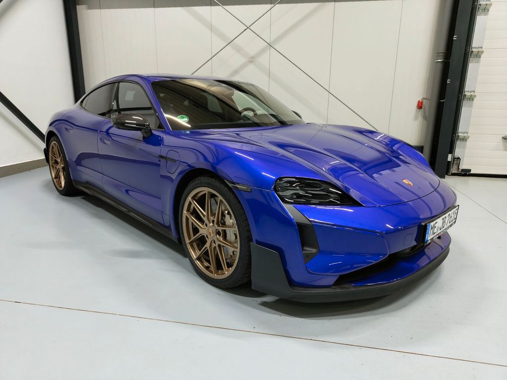 Bild des Angebotes Porsche Taycan Turbo GT Inno Matrix 4-Sitzer Ride Purple