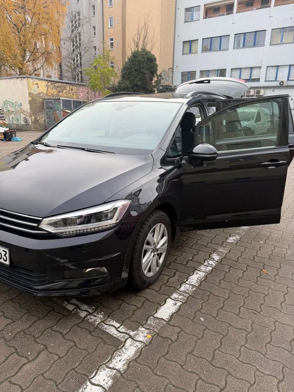 Bild des Angebotes Volkswagen Touran 2.0 TDI SCR DSG Comfortline Comfortline