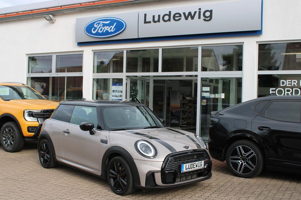 Bild des Angebotes MINI John Cooper Works Trim Aut. LED NAVI Sitzheizung