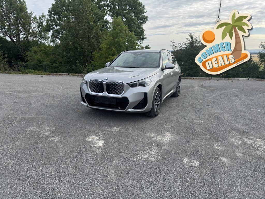 Bild des Angebotes BMW iX1 eDrive20 M Sport M Sportpaket DAB LED Shz