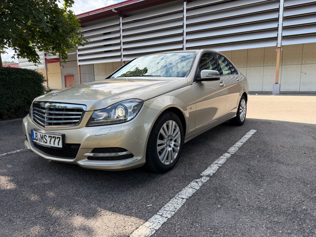 Bild des Angebotes Mercedes-Benz C 250 XENON, AUTOM. SCHECKHEFTGEPFLEGT