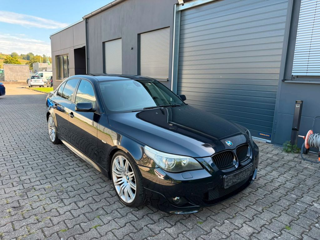 Bild des Angebotes BMW 535d E60 M PAKET TOP VOLL HEAD TV SHZ ROLLO TÜV