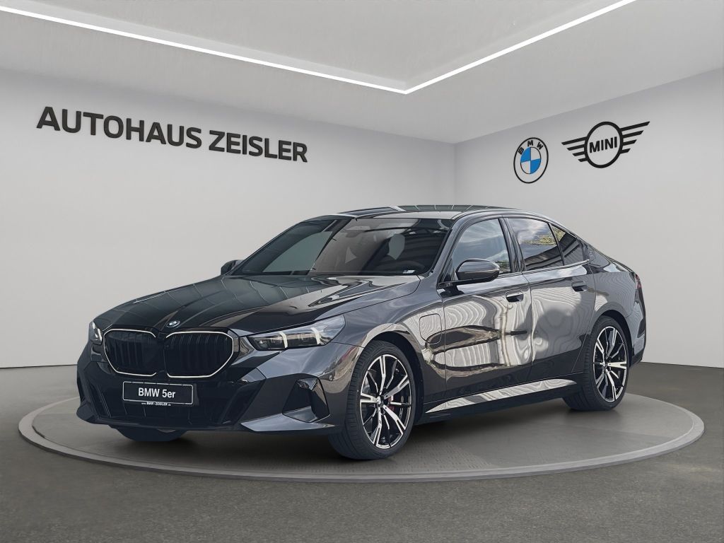 Bild des Angebotes BMW 550e xDrive Lim. M Sport Pro 20"LM AHK Glasdach