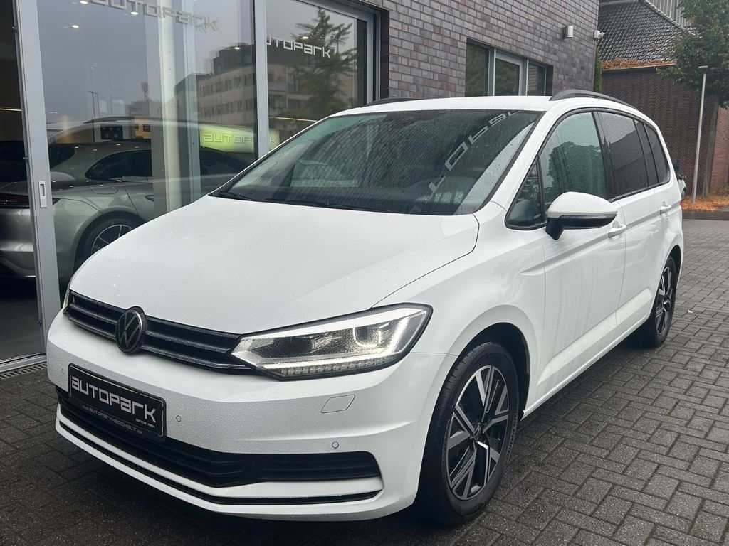 Bild des Angebotes Volkswagen Touran Business e.AHK DYNAUDIO ActiveLight ACC