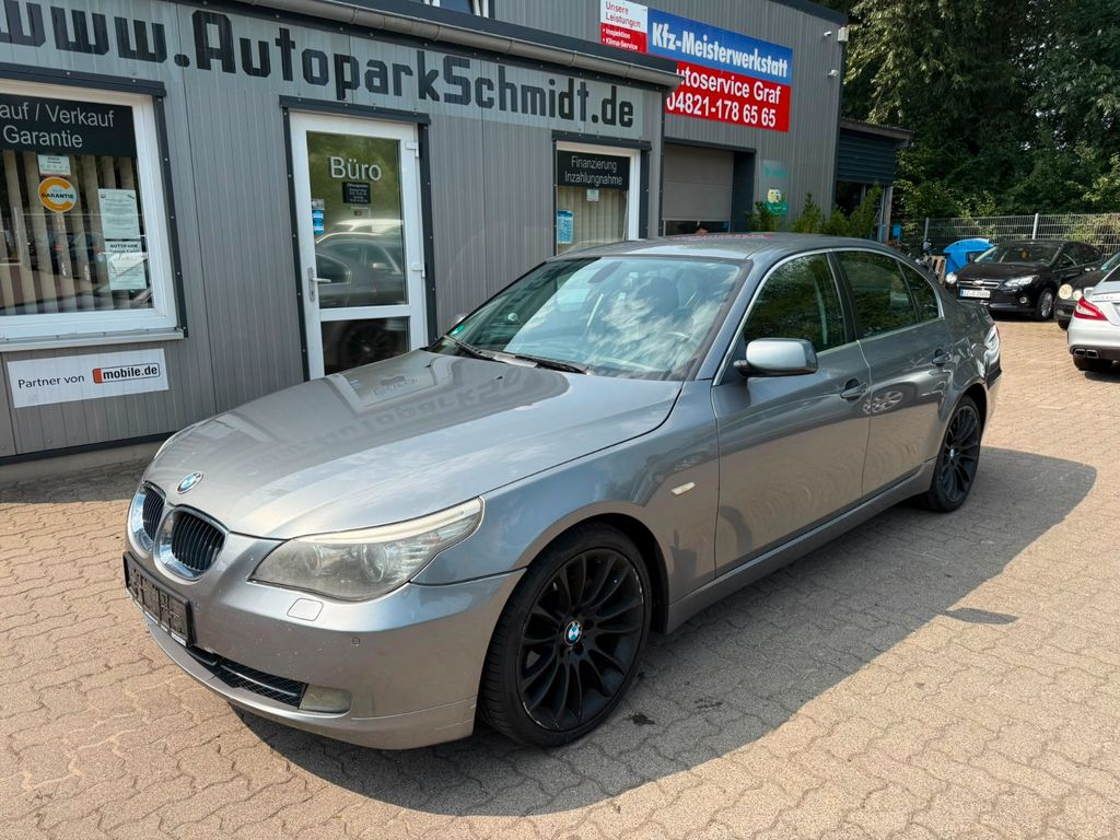 Bild des Angebotes BMW 520d Lim AHK°AUTOM°NAVI°SZHG°LEDER°XENON°PDC°ALU