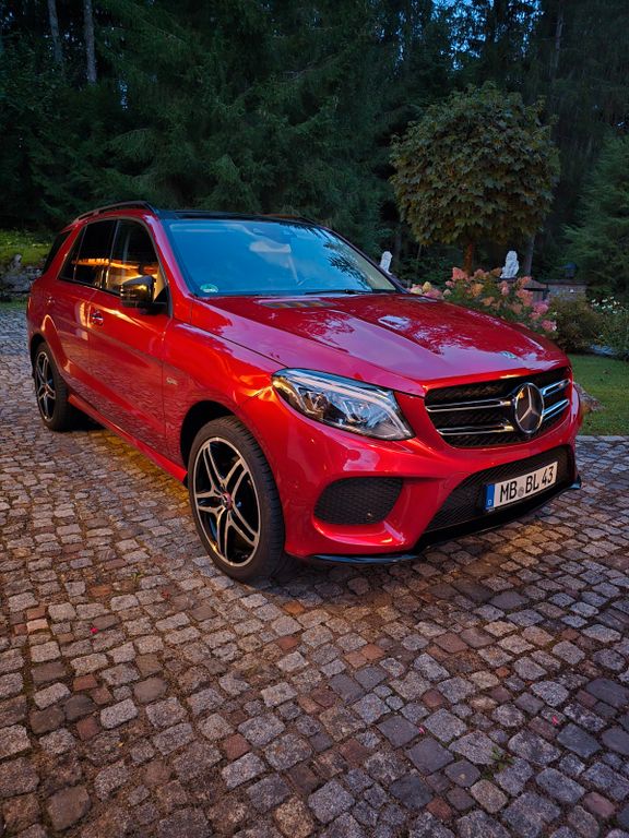 Bild des Angebotes Mercedes-Benz GLE 43 AMG GLE 43 4MATIC HeadUp/Pano/Standh.voll