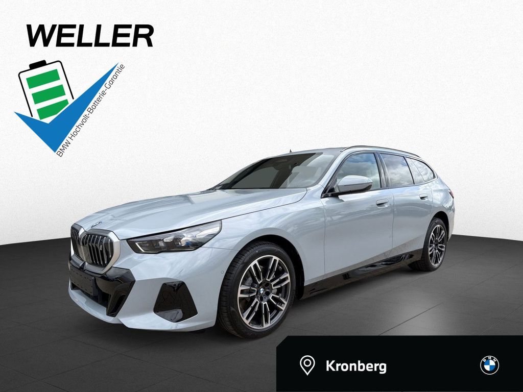 Bild des Angebotes BMW i5 eDrive40 Touring Sportpaket Bluetooth Navi