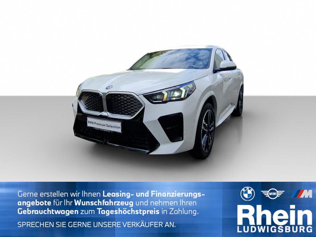 Bild des Angebotes BMW iX2 xDrive30 M Sport LED HeadUp AHK ParkAs+
