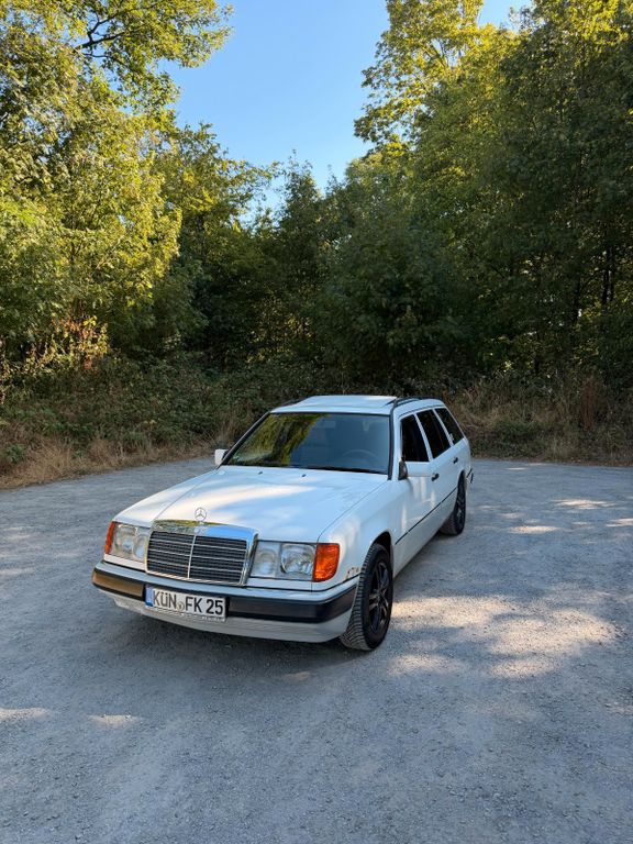 Bild des Angebotes Mercedes-Benz 230 TE - S124