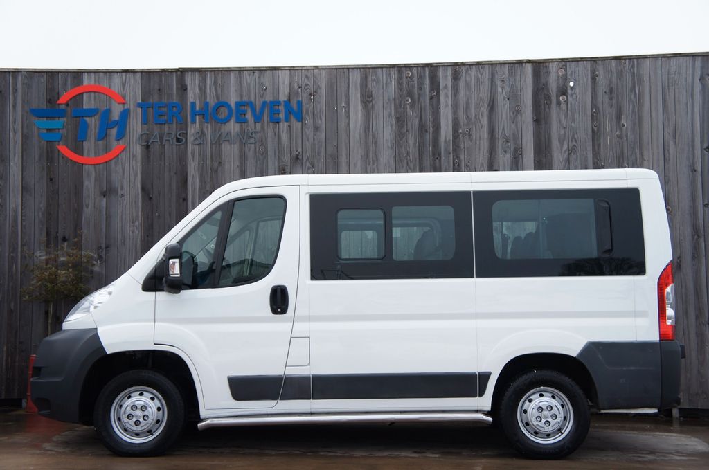 Bild des Angebotes Peugeot Boxer 2.2 HDi 9-Sitzer Klima AHK L1H1 Euro5