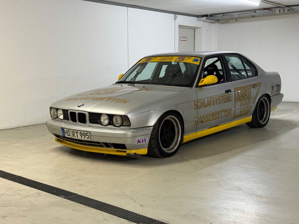BMW M5 1992, Straßenzugelassen, Tracktool