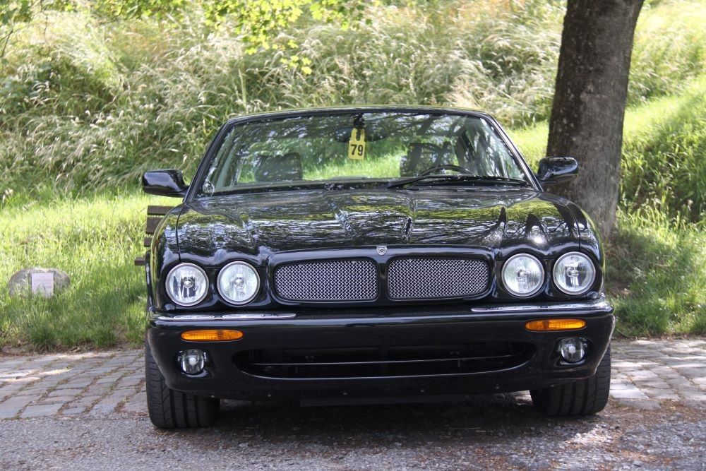 Jaguar Top gepflegter XJR mit 3 Jahre Garantie