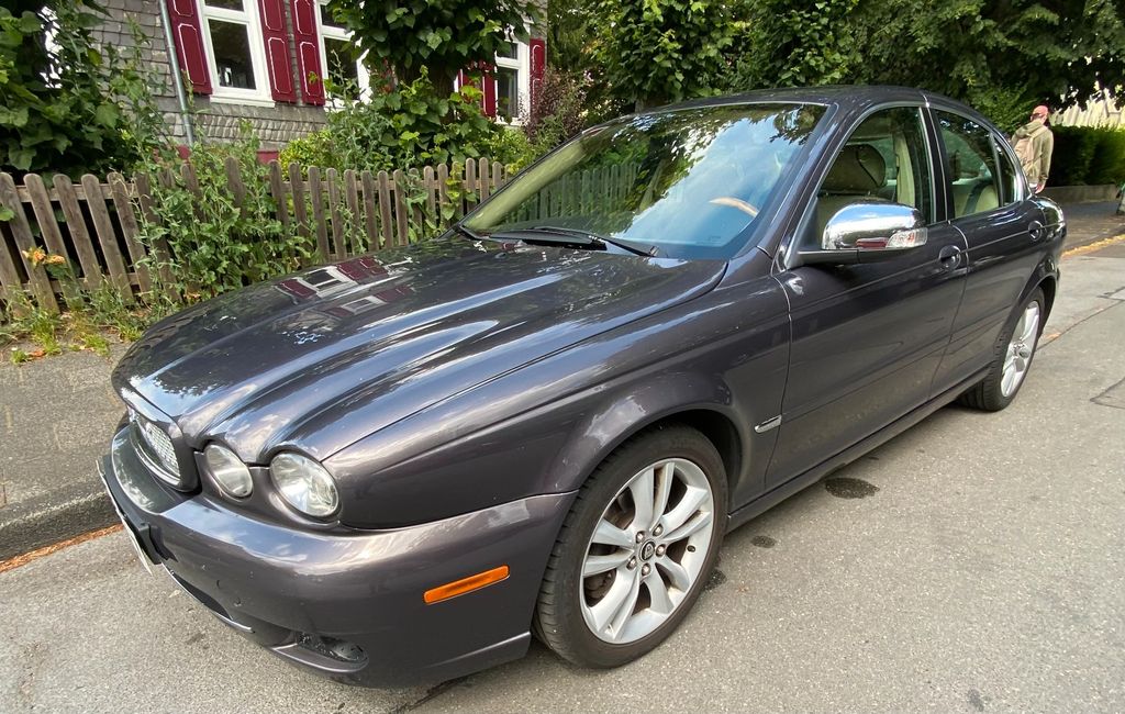 Jaguar X-Type 3 Liter V6 Executive Executive