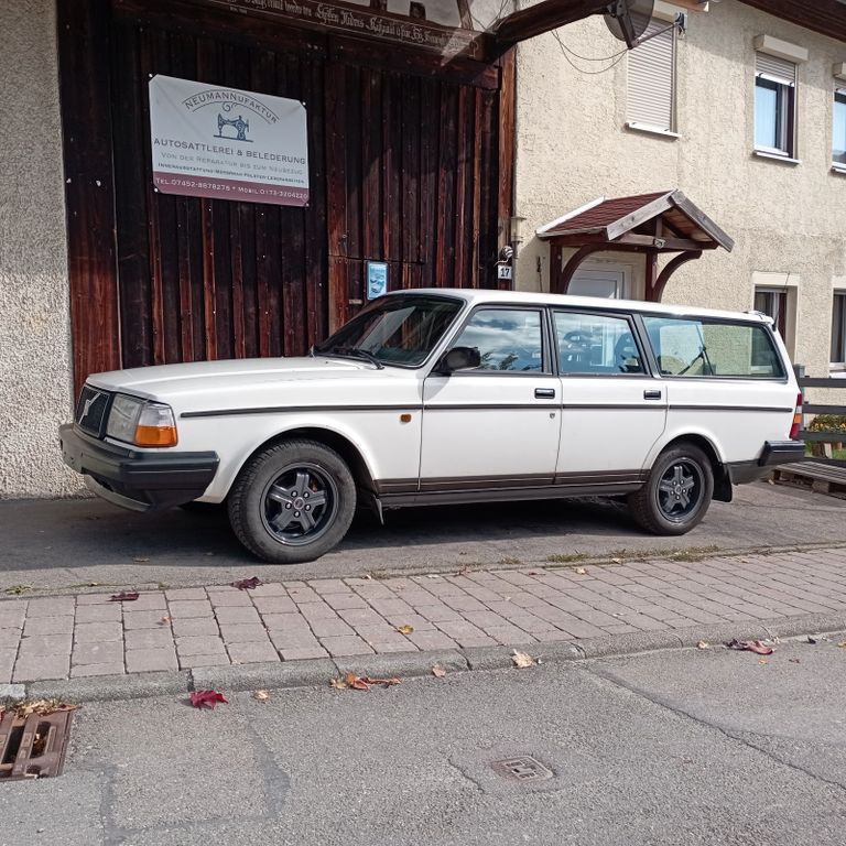Volvo 240 Kombi*2,3L*Automatik*el.FH*2.Hd.*Tempoma*245