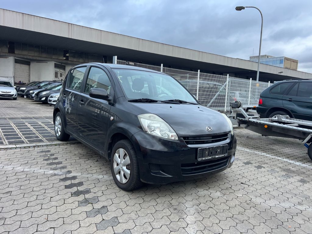Bild des Angebotes Daihatsu Sirion 1.0,Klima,Euro 4:5-Kat,79.000KM,2-Hand