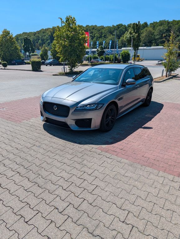 Bild des Angebotes Jaguar XF 25d AWD 240PS Chequ. Flag Sportbr. Auto. ...