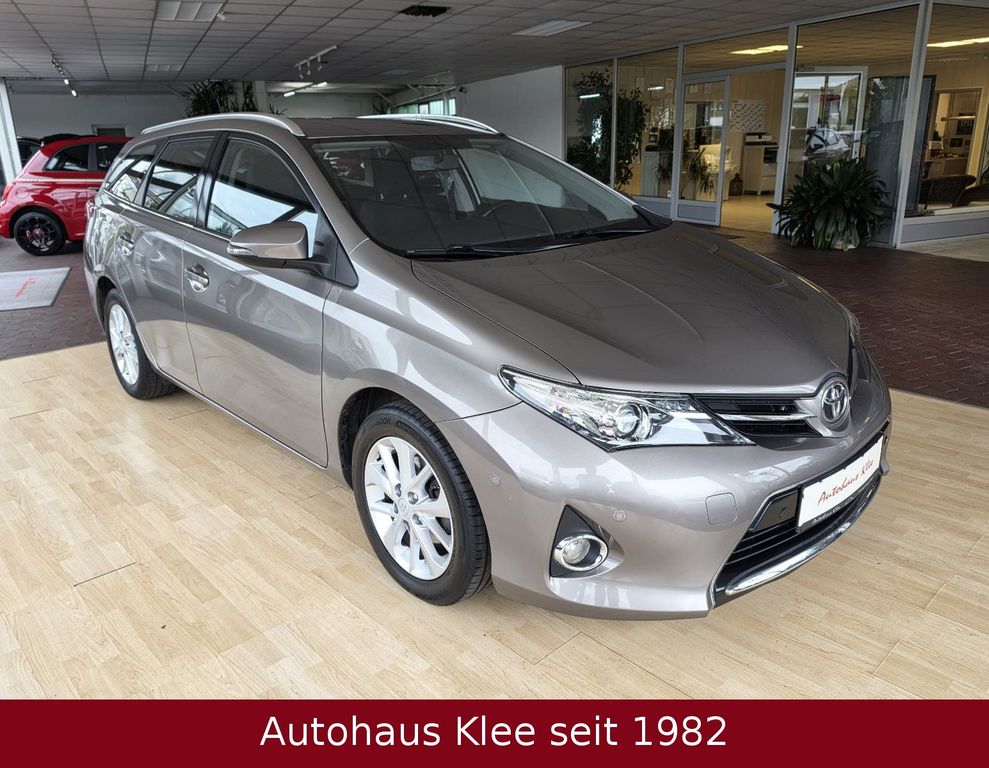 Bild des Angebotes Toyota Auris 1.6 Touring *NAVI*PDC*KAMERA*Scheckheft*