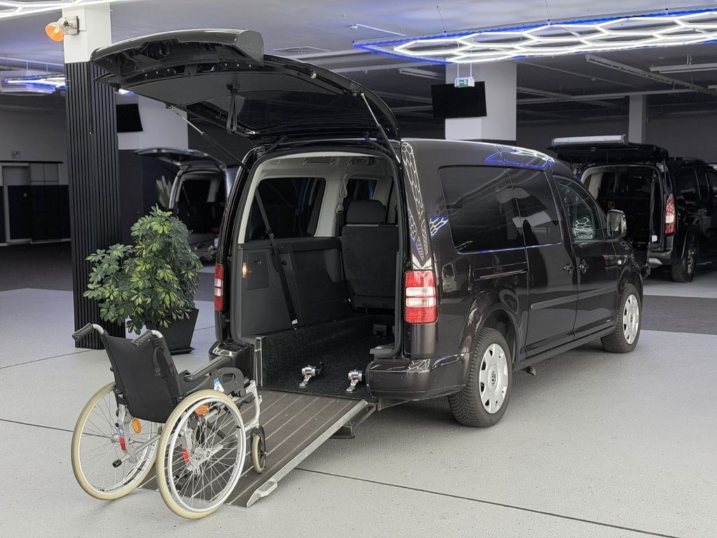 Bild des Angebotes Volkswagen Caddy Maxi-DSG-Behindertengerecht-Rampe-1.Hand