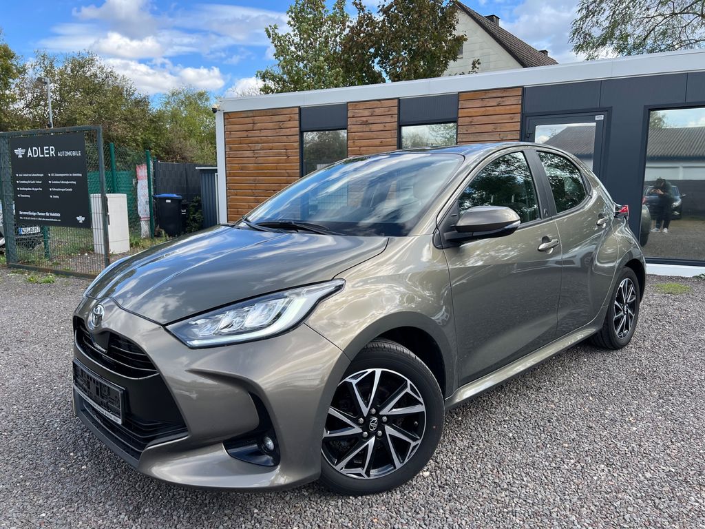 Bild des Angebotes Toyota Yaris Team Deutschland 1.5 TSI