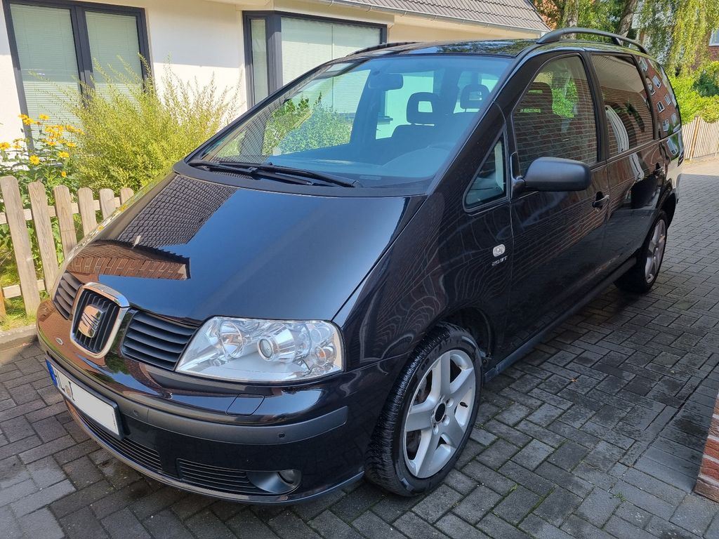 Bild des Angebotes Seat Alhambra Sport Edition 1.8 T Navi Sitzheiz.