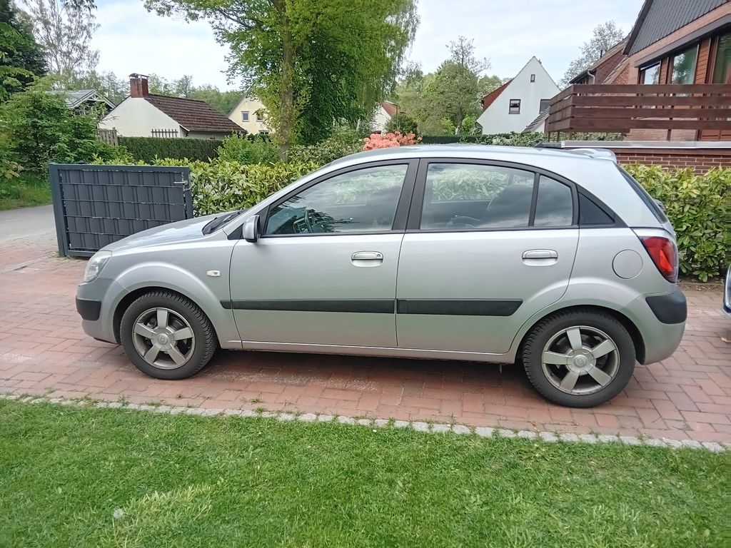 Bild des Angebotes Kia Rio 1.4 EX EX