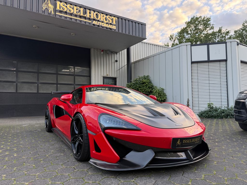McLaren 570S GT4 Paket Carbon Titan Keramik Sonderlack
