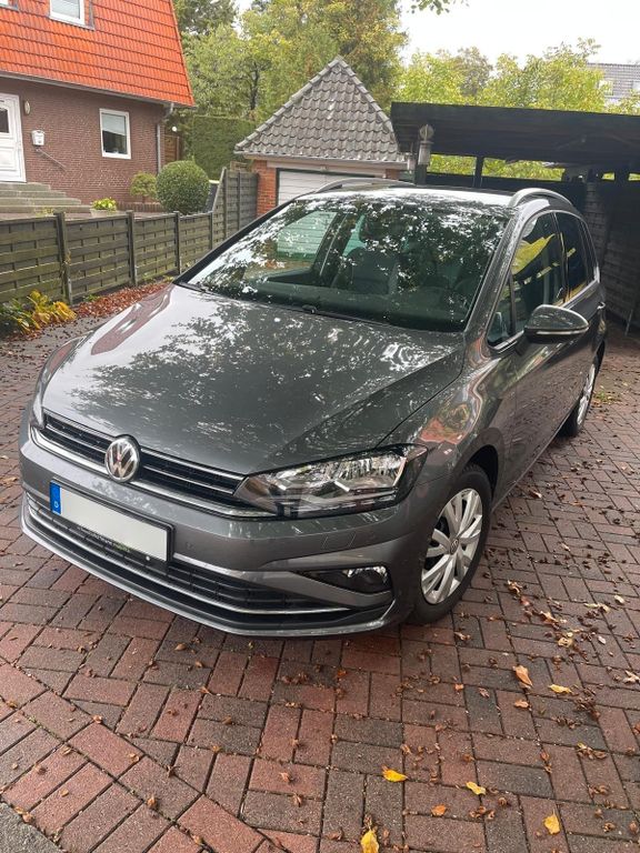 Bild des Angebotes Volkswagen Golf Sportsvan 1.0 TSI OPF JOIN 17.400 km
