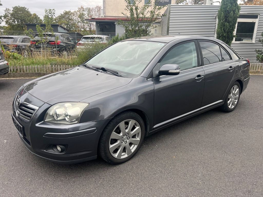 Bild des Angebotes Toyota Avensis 2.0  VVT-i Liftback / Travel Navigation