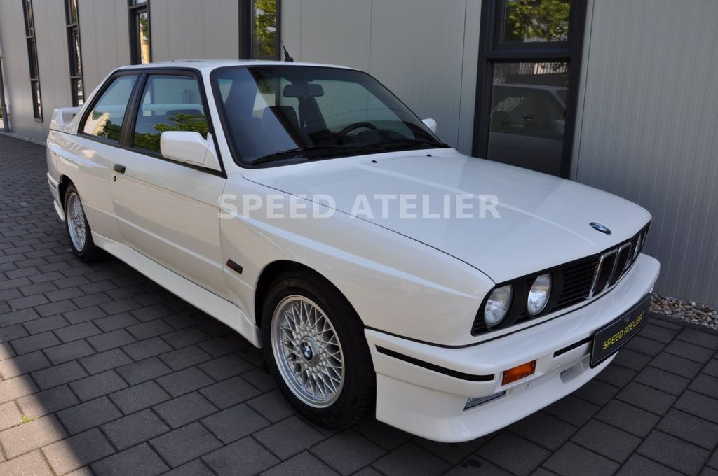 BMW M3 E30 *NEUWERTIG*SAMMLERFAHRZEUG*