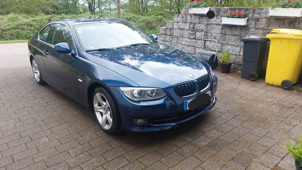 Bild des Angebotes BMW 325i Coupé - TÜV Neu