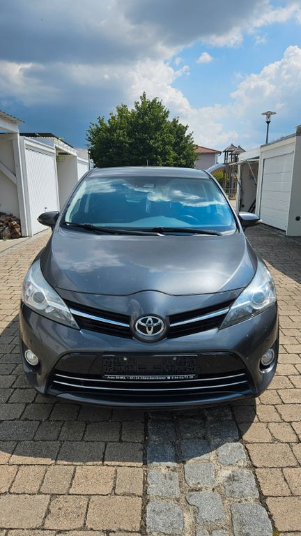 Bild des Angebotes Toyota Verso-S
