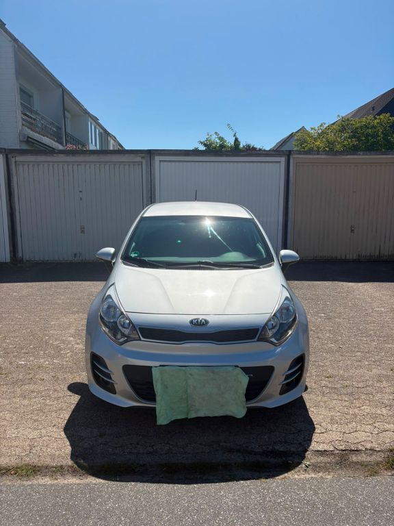 Bild des Angebotes Kia Rio 1.4 Dream-Team Edition Dream-Team Edition
