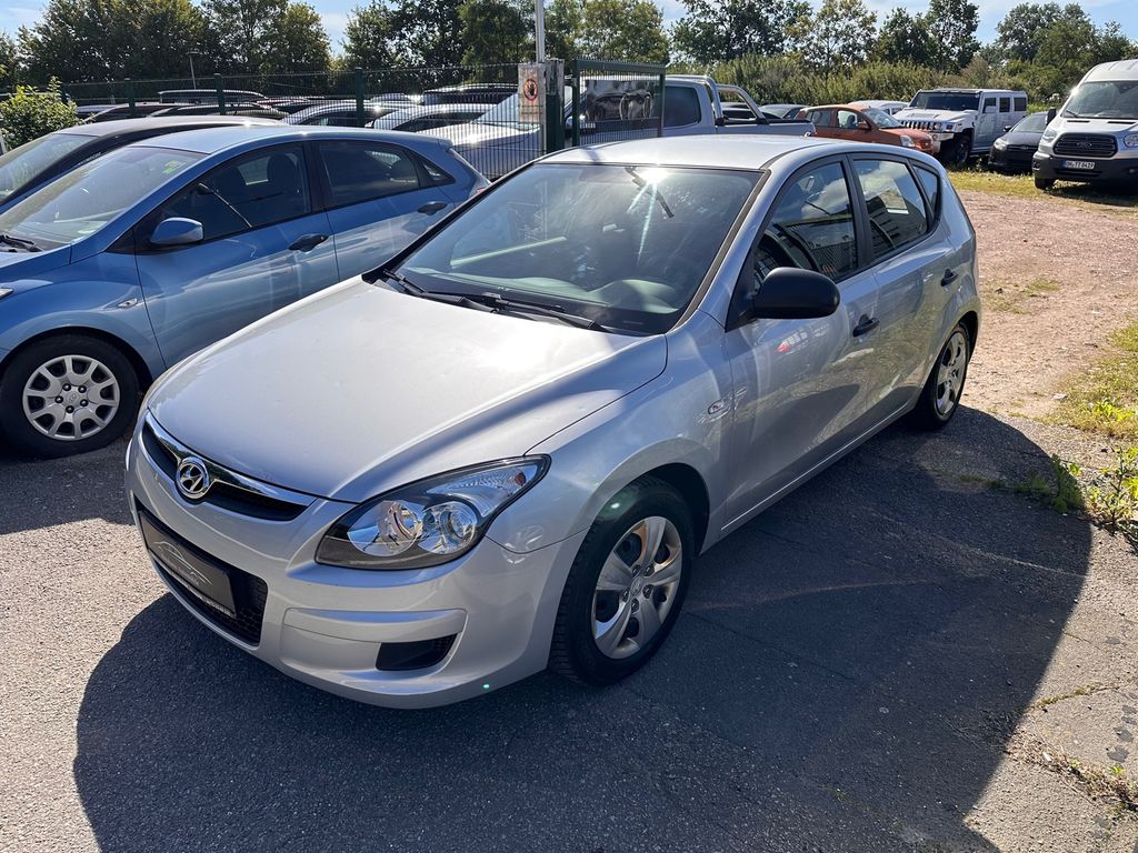 Bild des Angebotes Hyundai i30 Edition+ TÜV & Service NEU