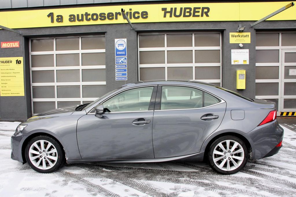 Bild des Angebotes Lexus IS 250 2.5 V6 Executive Line 1. Hand TÜV neu