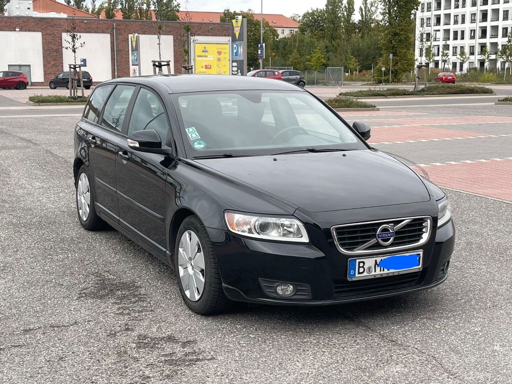 Bild des Angebotes Volvo V50 D2 Business Edition Business Edition
