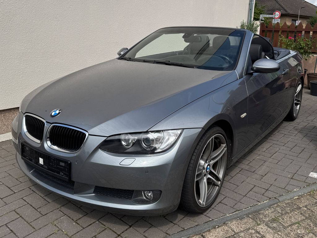 Bild des Angebotes BMW 325i Cabrio/Coupe E93 Bj 2007 M-Felgen 100km