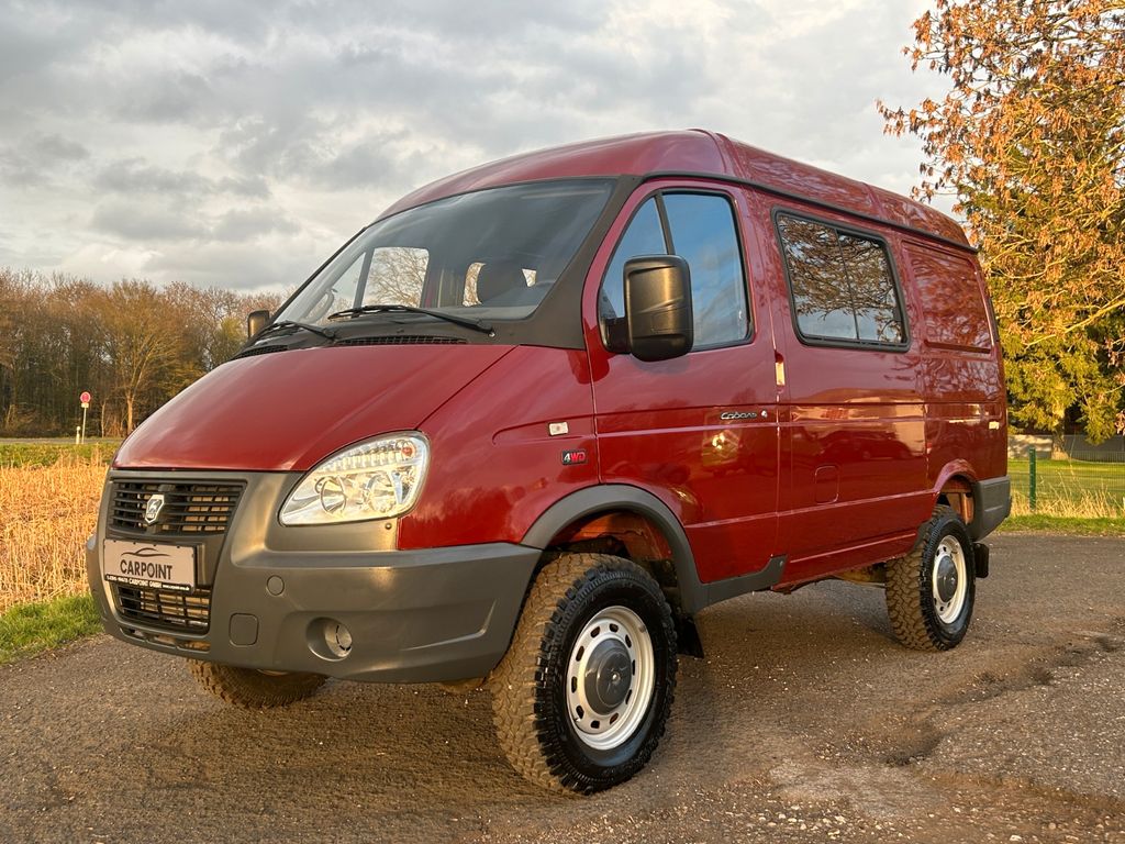 Bild des Angebotes Andere GAZ Sobol 2.7 Benzin 4x4 7-Sitzer TÜV/AU Neu