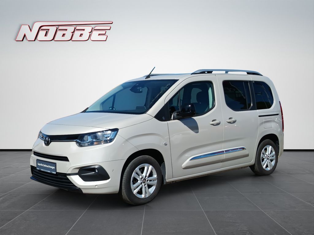 Bild des Angebotes Toyota Proace City Verso 1.2 Turbo L1 Team Deutschland