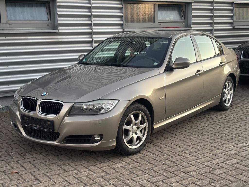 Bild des Angebotes BMW 320i Edition Sport AUTOMATIK/2.HAND/TÜV NEU/