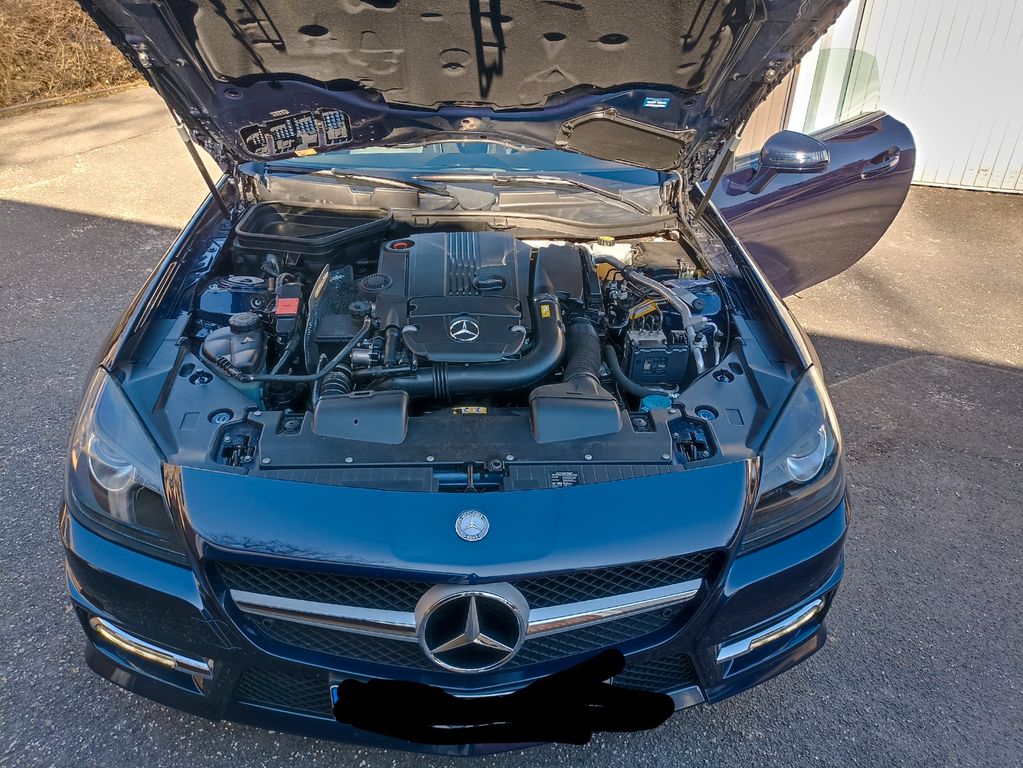 Bild des Angebotes Mercedes-Benz SLK 200 BlueEFFICIENCY - AMG Line