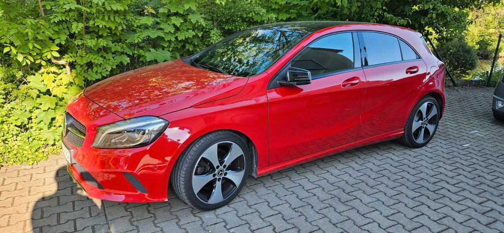 Bild des Angebotes Mercedes-Benz A 250 4MATIC DCT Urban