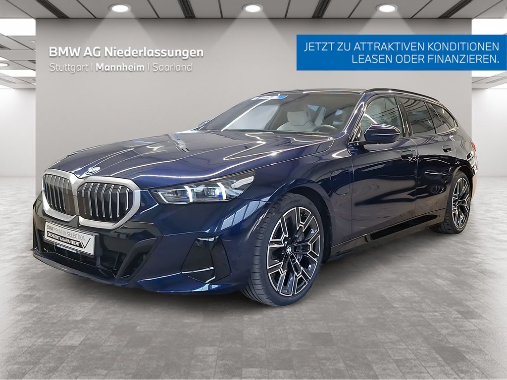 Bild des Angebotes BMW 550e xDrive Touring M Sport AHK LiveCockpitProf