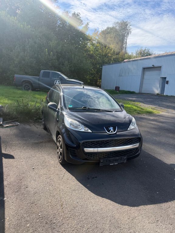 Bild des Angebotes Peugeot 107 Petit Filou 70 Petit Filou